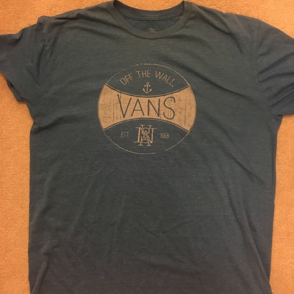 Vans tee. Men’s XL